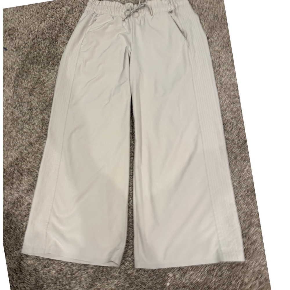 Athleta Avenue Wide Leg Crop Pant Beige Tan Size 4 Travel Casual Lightweight